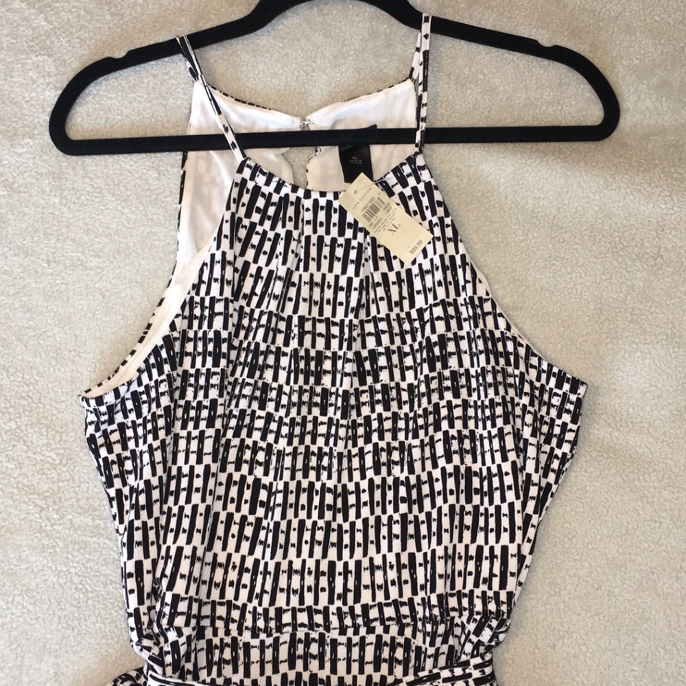 Ann Taylor Black & White Abstract Belted Dress
